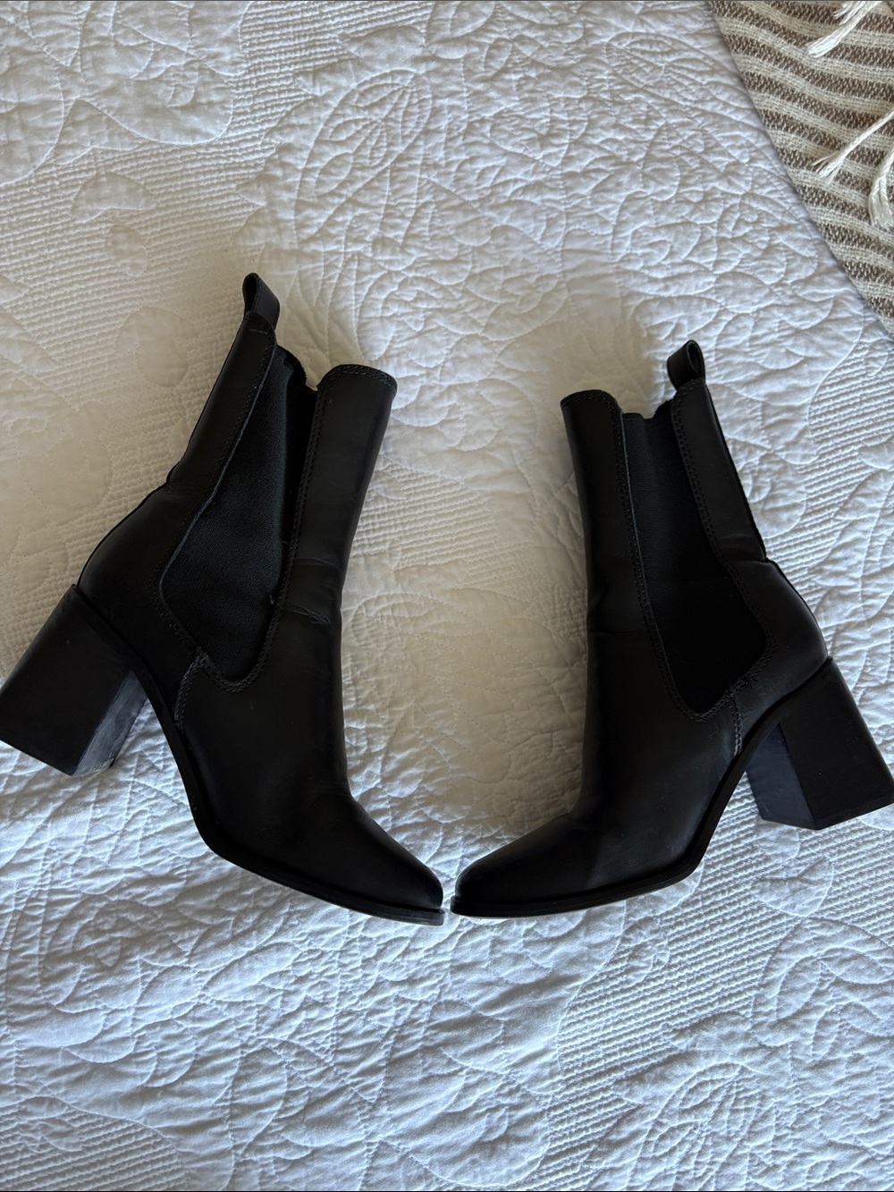 Steve Madden Black Pointed-Toe Chelsea Block Heel Boots